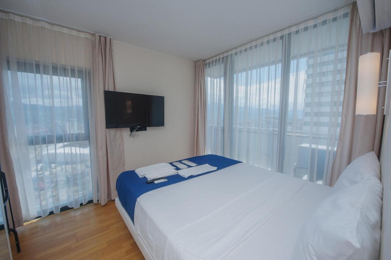 Orbi City Towers Batumi Exterior foto